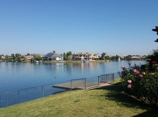 4595 N Outlook Ct, Clovis, CA 93619