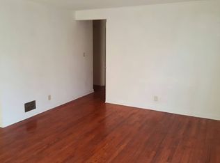 1944 S Cotner Blvd, Lincoln, NE 68506