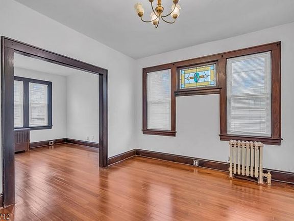 4th image of 1425 Concord Pl Floor 1