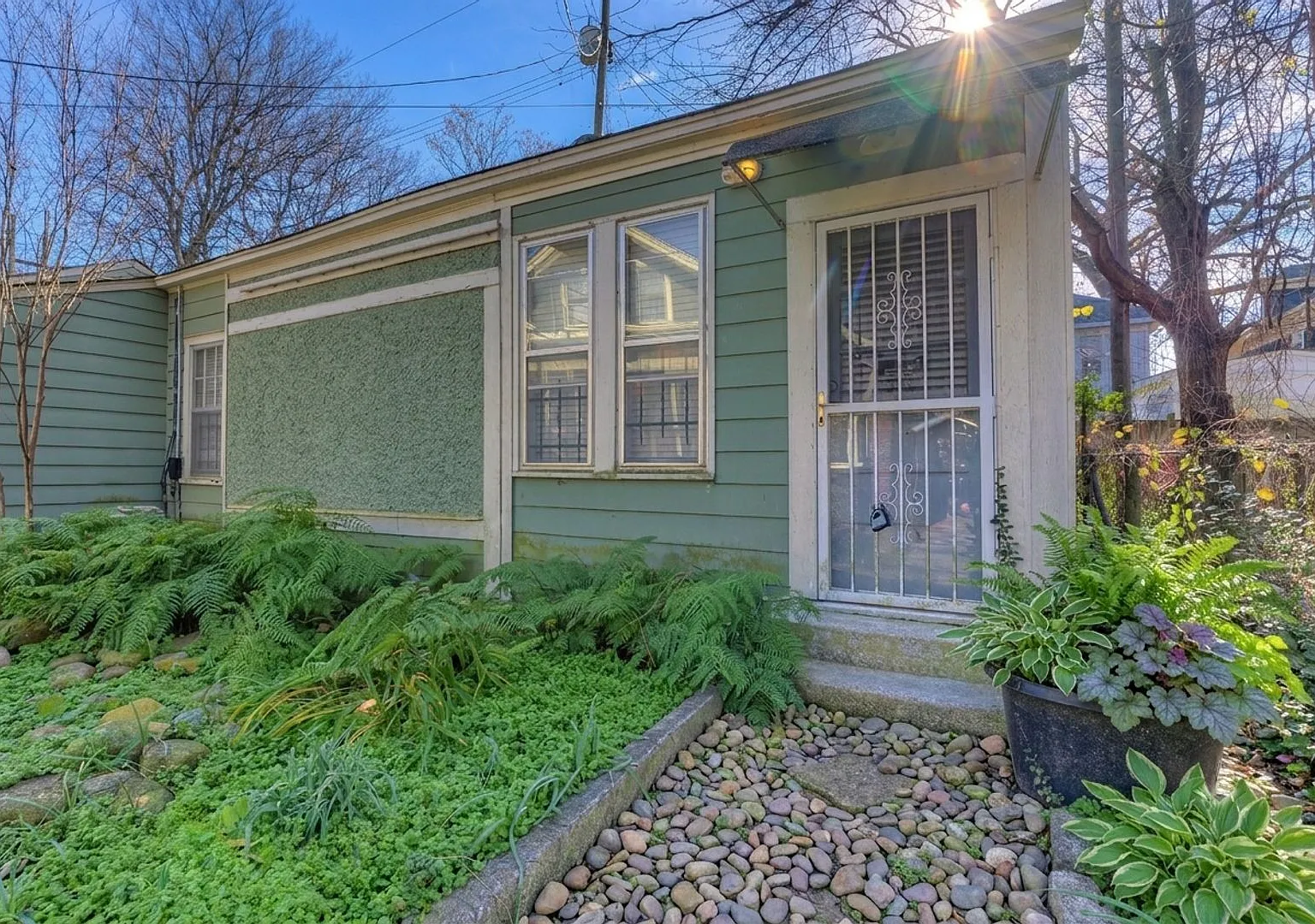 1195 Dorothy Pl — Photo 1