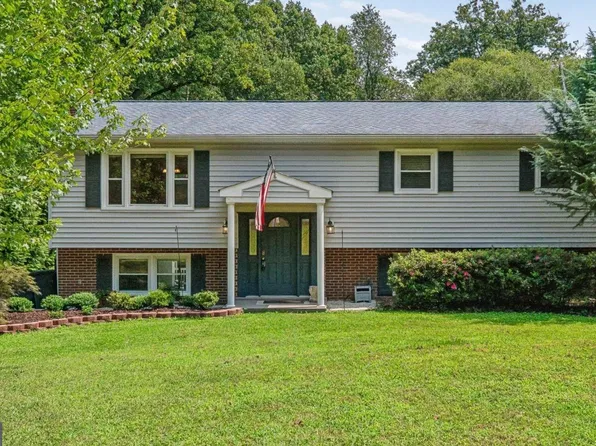 4503 Jennifer Ln, Haymarket, VA 20169