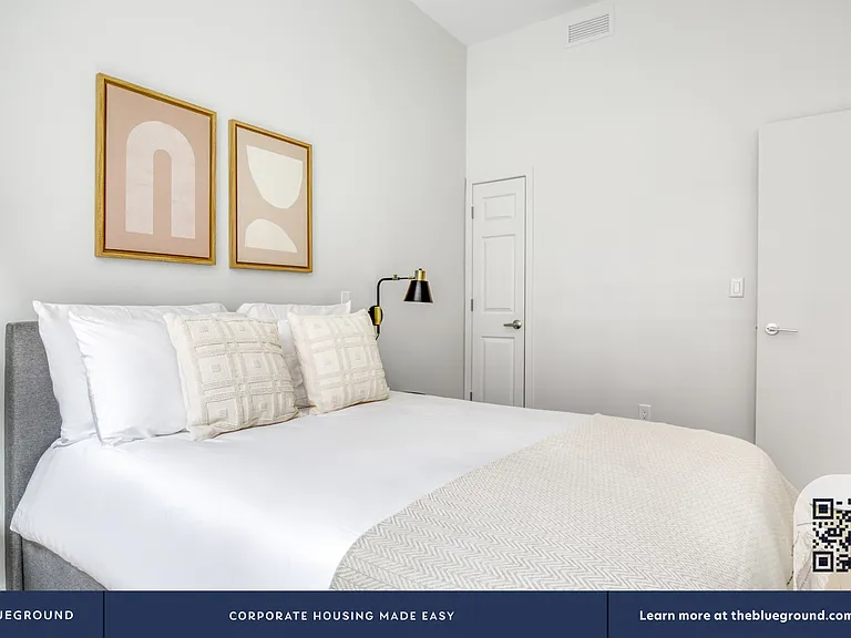 515 E 86th St #203 — Photo 10
