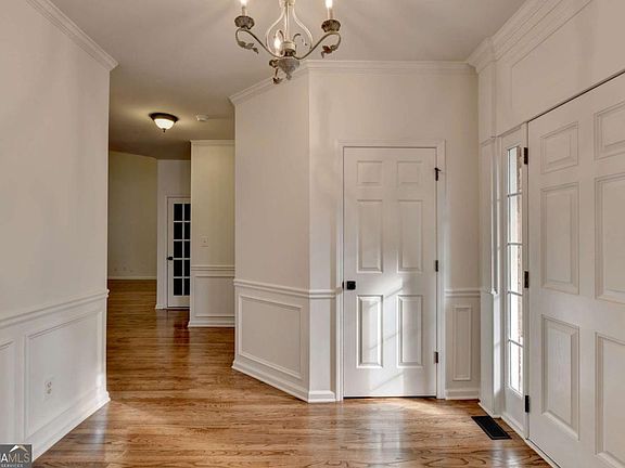 4th image of 1654 Summersweet Ln