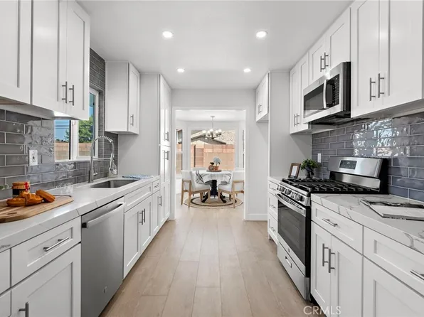 16511 Loire Cir, Huntington Beach, CA 92647
