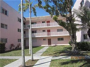 1st image of 11311 SW 200 St 303-d #303-D