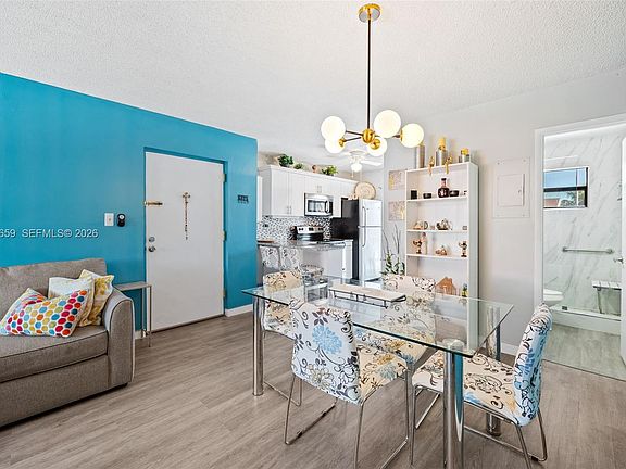 3rd image of 2770 W 60th Pl APT 202