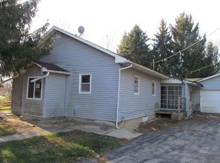 N1279 Pine Rd, Genoa City, WI 53128
