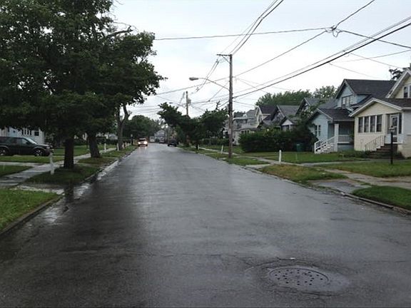 4th image of 62 Andover Ave