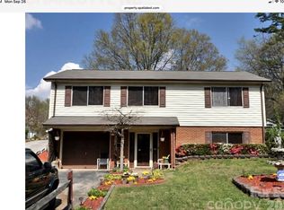 5609 Burleson Dr, Charlotte, NC 28215