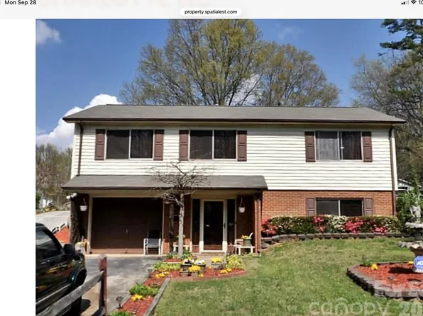 5609 Burleson Dr, Charlotte, NC 28215