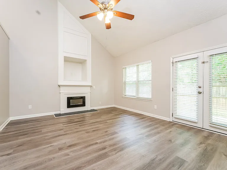 4265 Wesley Hall Dr — Photo 5