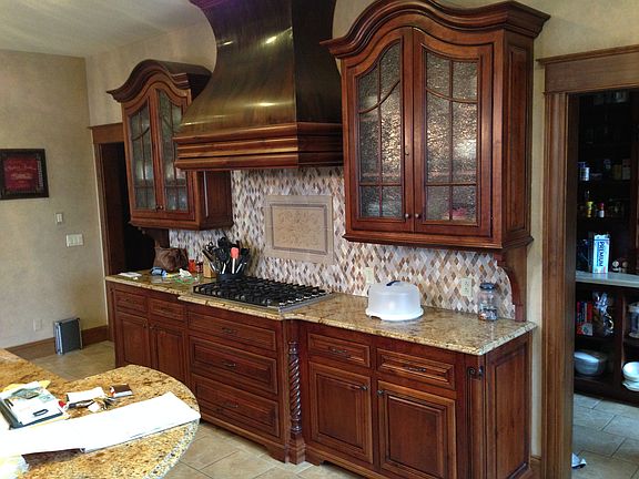 Kitchen (cherry cabinets)