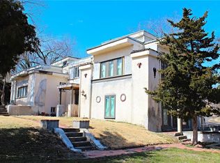 1311 Manheim Rd, Kansas City, MO 64109