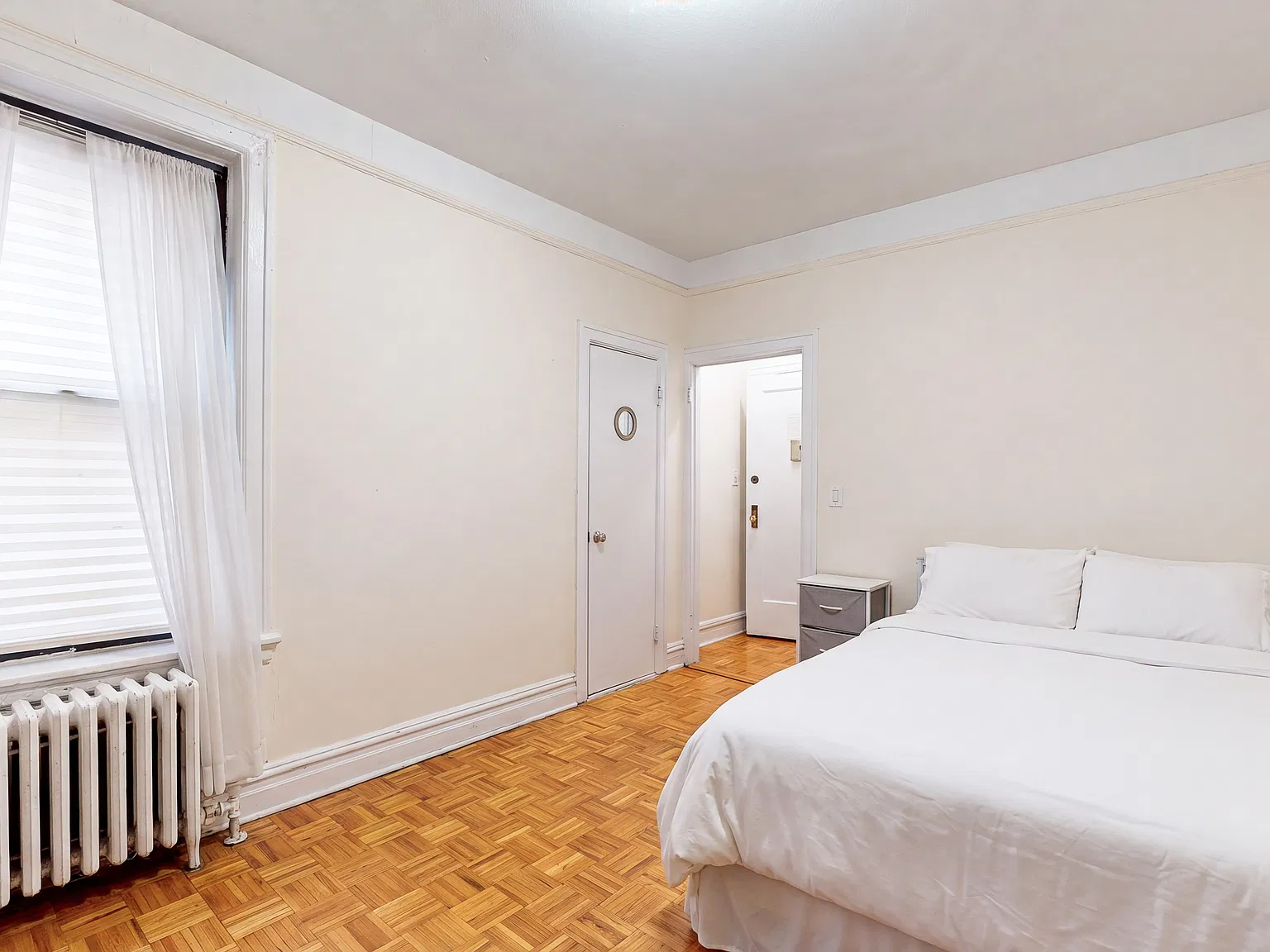 539 East 78th Street — Photo 2