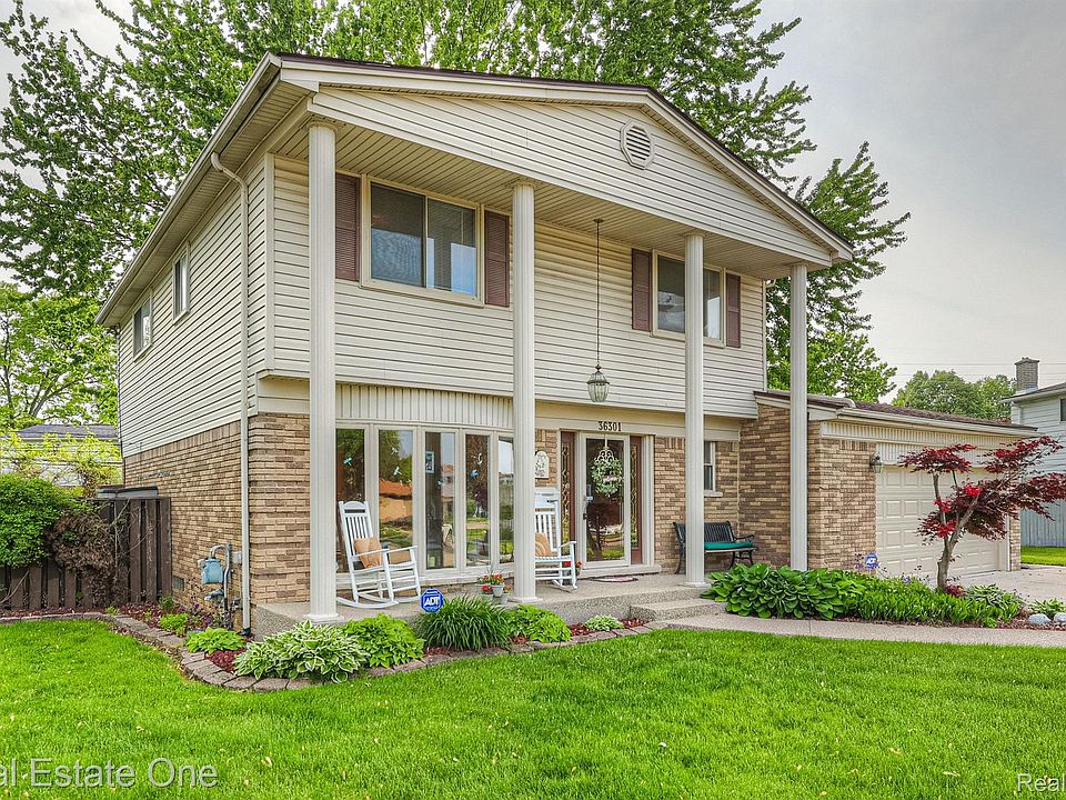 1st image of 36301 Travis Dr