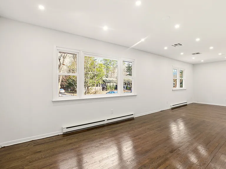 9 Riccis Dr — Photo 17