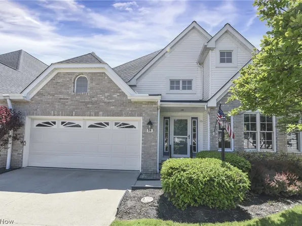 24 Nantucket Row, Rocky River, OH 44116