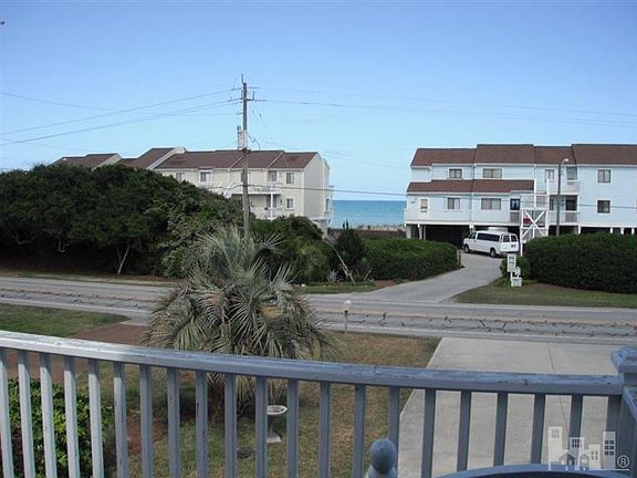 3rd image of 1250 S Fort Fisher Boulevard