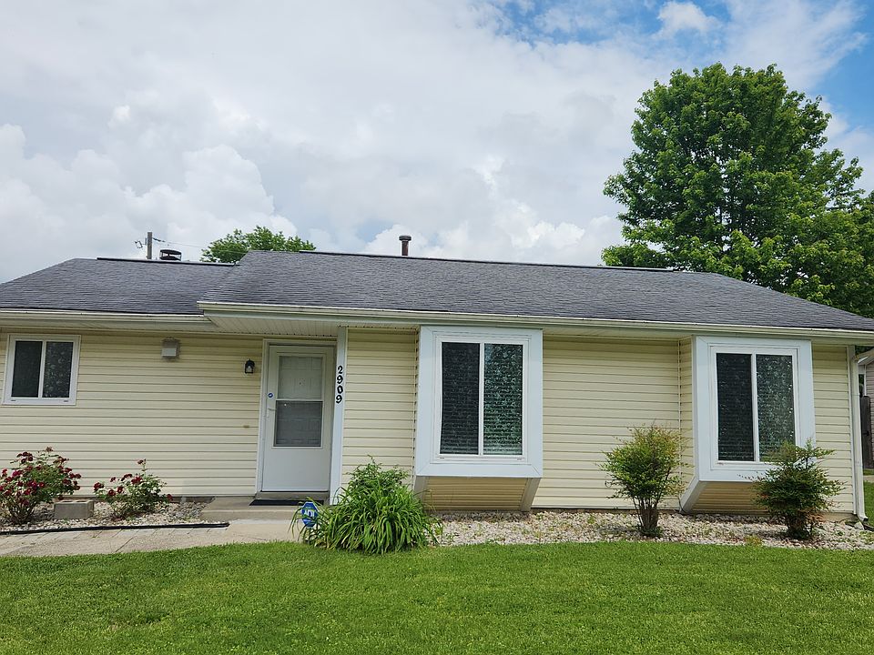 1st image of 2909 Cedarcrest Dr