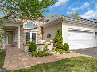 28 Pierhead Dr, Barnegat, NJ 08005