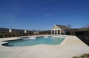 2nd image of 28 Rowse Dr