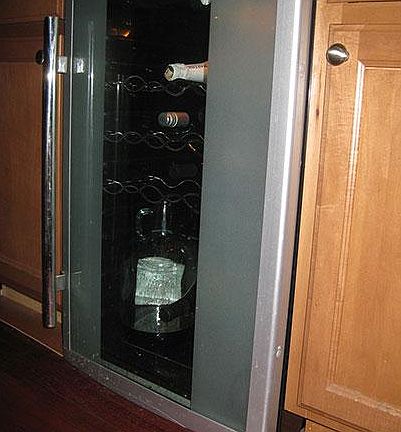 3rd image of 3950 N Lake Shore Dr APT 715C