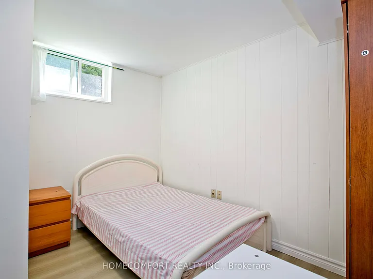 19 Oldborough Cir #SEMI BASEMENT — Photo 9