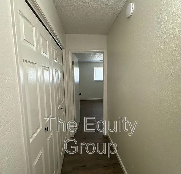 150 S Peppertree St — Photo 14