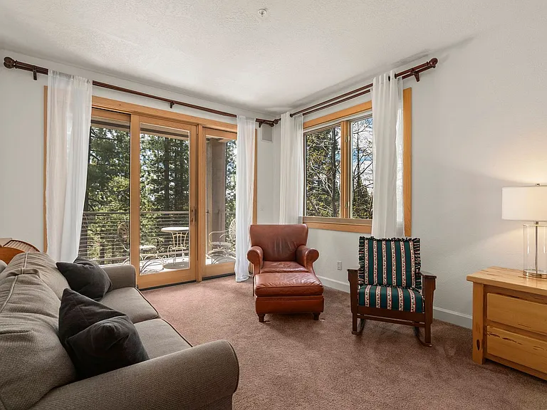 933 Northwood Blvd #8 — Photo 26