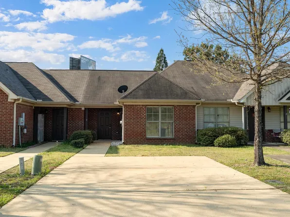 165 Danbury Ln, Calera, AL 35040