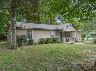 143 Ann Cir, Crawfordville, FL 32327