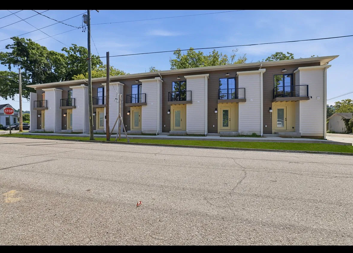 2 bed, 2.5 bath, $1,795 — Photo 1