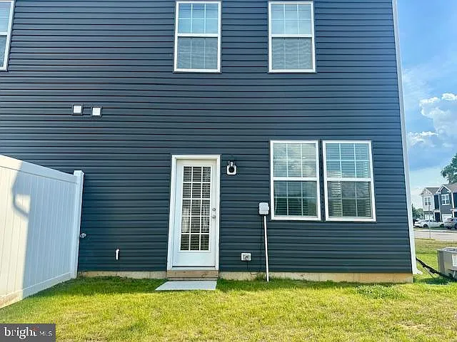 1 Reagan Ln — Photo 35