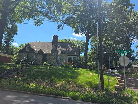 2nd image of 2914 Shrine Park Rd