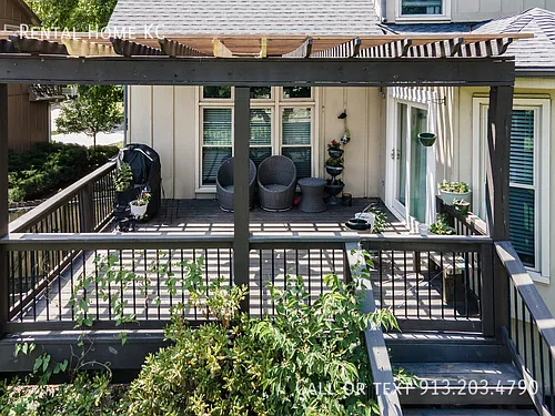 15730 W Locust St — Photo 31