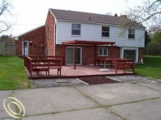 4th image of 29850 Titus Ct
