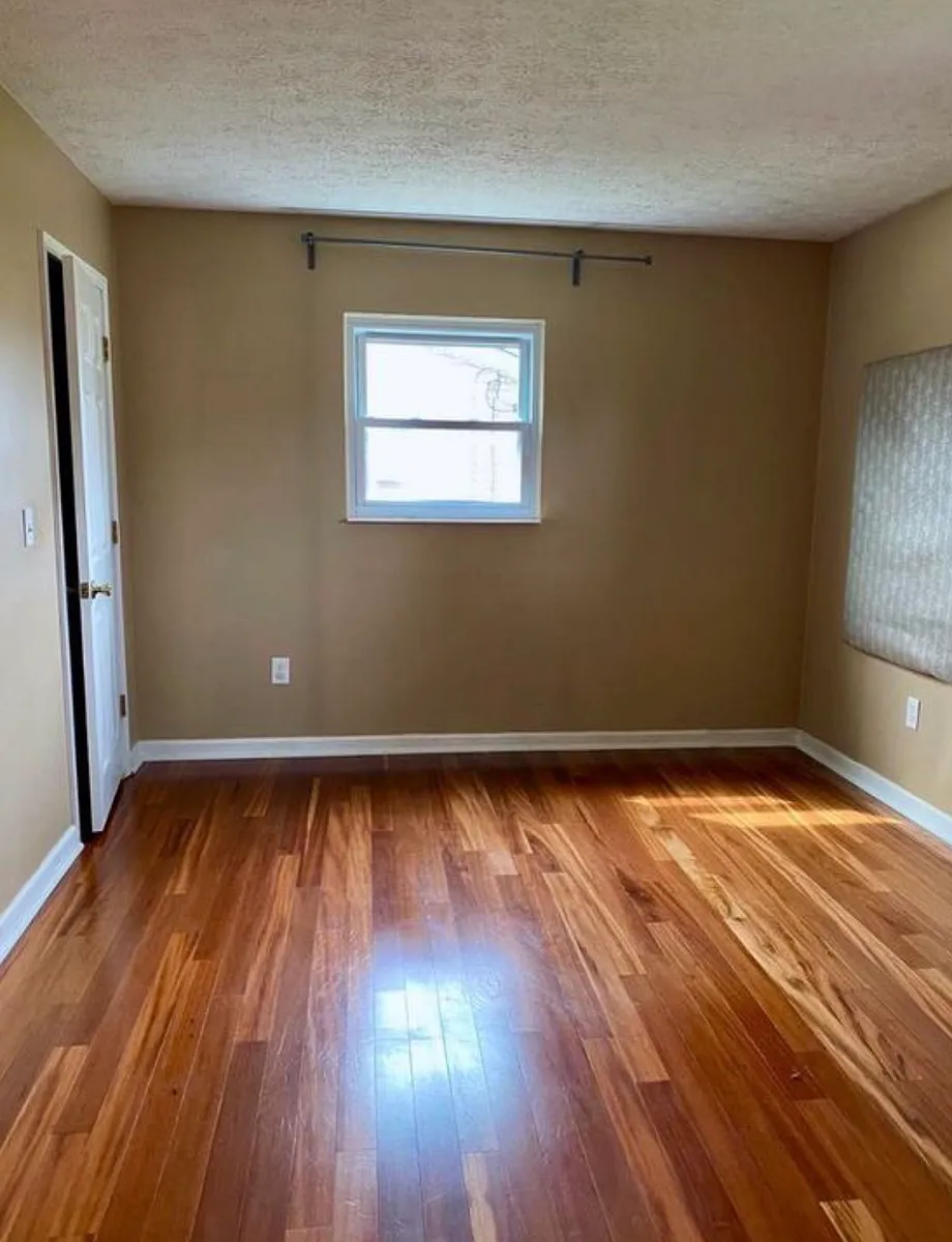 Building Photo - 1364 Windward Dr