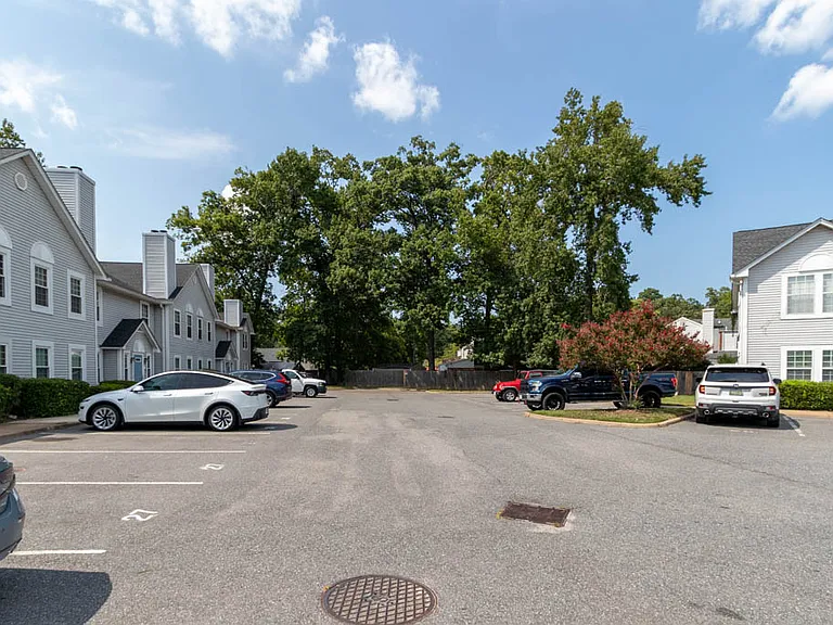 4831 Station House Ln — Photo 45
