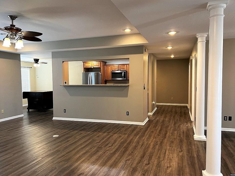 160 Lakeview Dr, Martin, TN 38237 Zillow