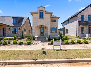 17 Oldetown Xing, Jackson, TN 38305