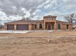 3 Kennedy Dr, Los Lunas, NM 87031