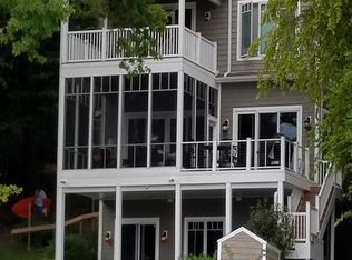 W5455 Acorn Way, Elkhorn, WI 53121