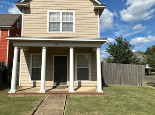 629 Peyton Cir, Memphis, TN 38107