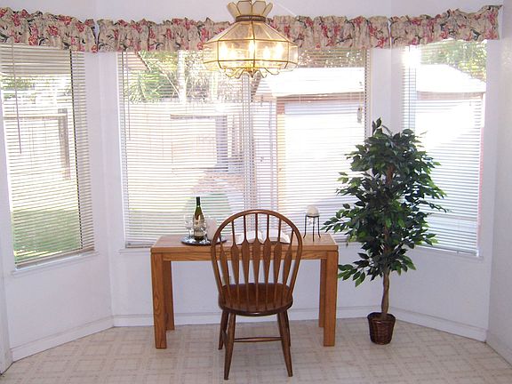 5th image of 8408 Dartford Dr