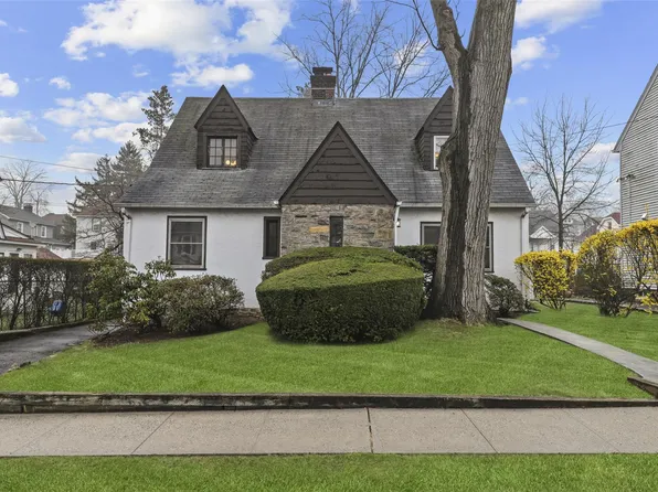 242 Lee Avenue, Yonkers, NY 10705