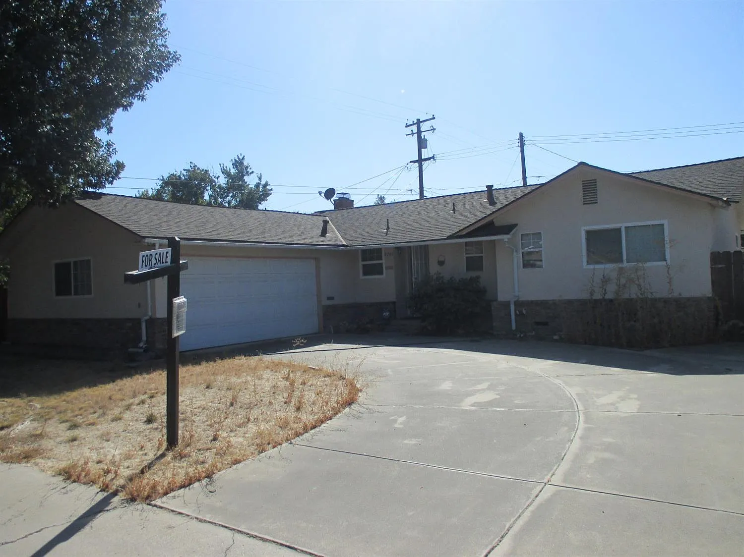 2201 Reseda Ln photo 1
