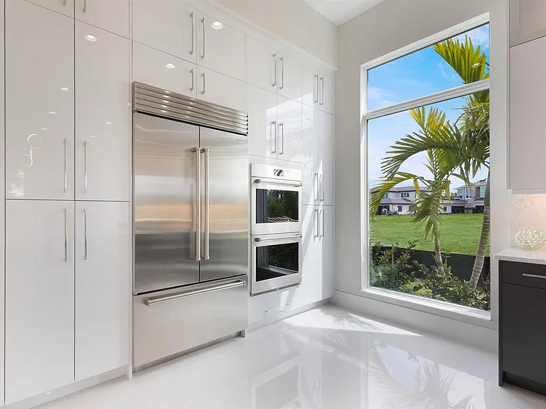 9124 Coral Isles Cir — Photo 24