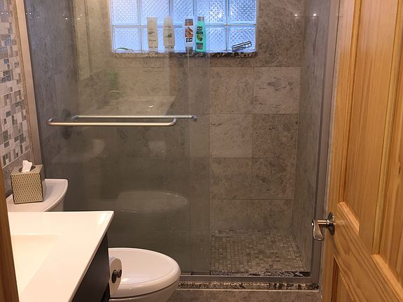 3rd image of 8118 W Lake St