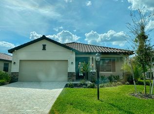 17212 Blue Ridge Pl, Lakewood Ranch, FL 34211