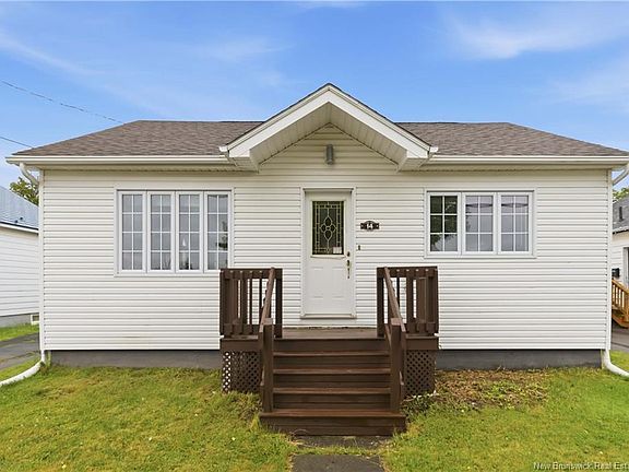 3rd image of 14 Keillor St